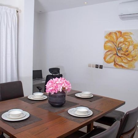 Luxury Suites Chester One Dakar Esterno foto
