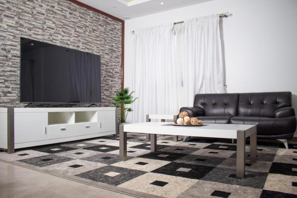 Luxury Suites Chester One Dakar Esterno foto