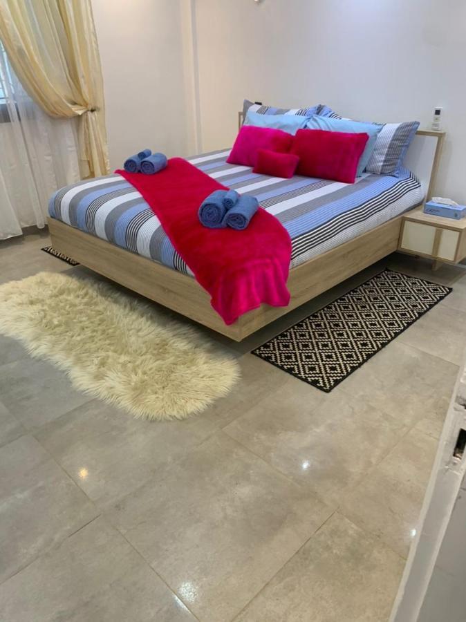 Luxury Suites Chester One Dakar Esterno foto