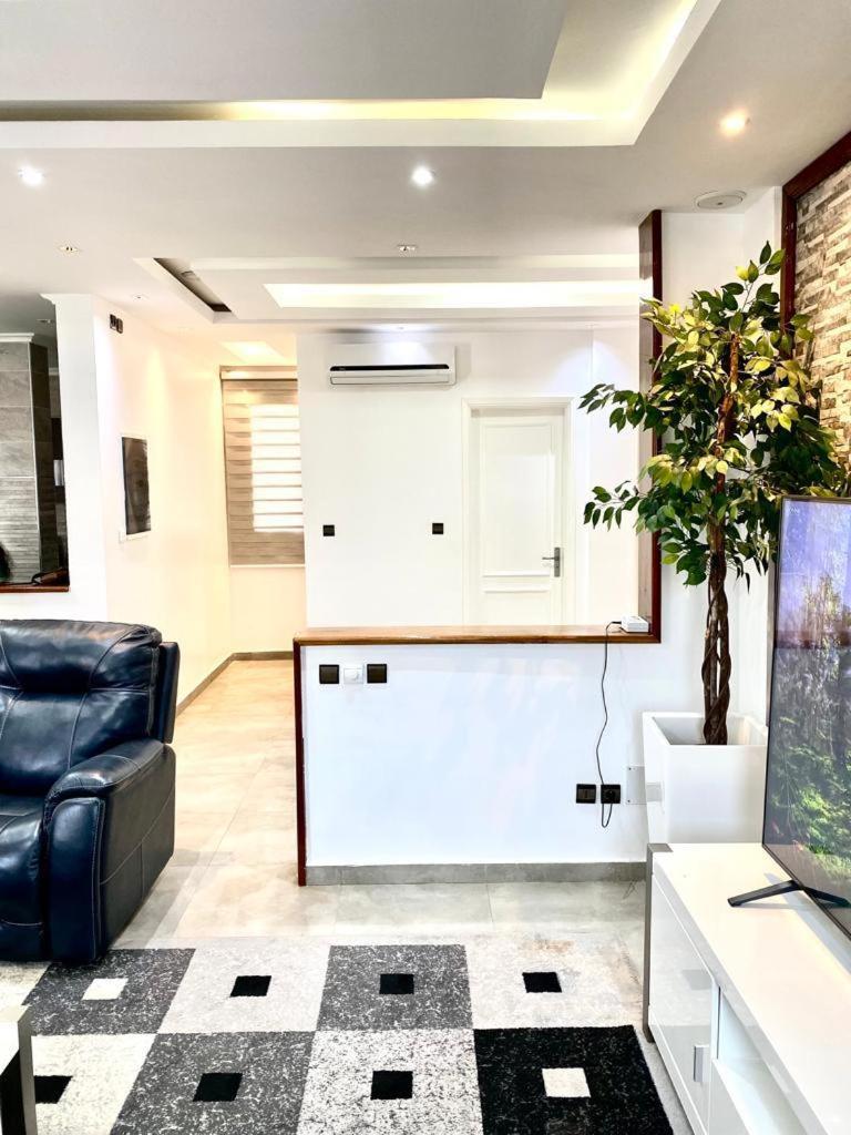 Luxury Suites Chester One Dakar Esterno foto