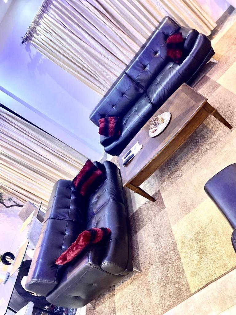 Luxury Suites Chester One Dakar Esterno foto