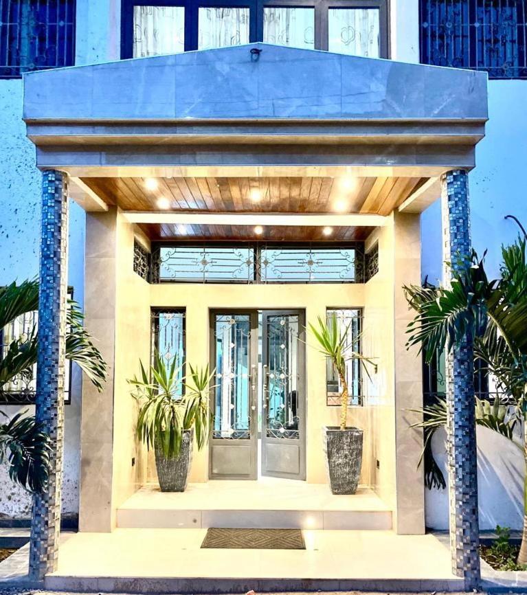 Luxury Suites Chester One Dakar Esterno foto